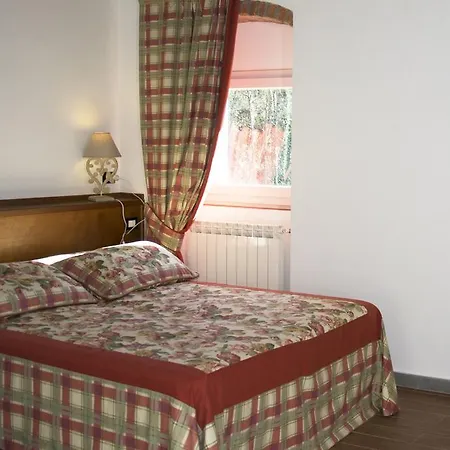 Фермерский дом Agriturismo La Casina Rosa *