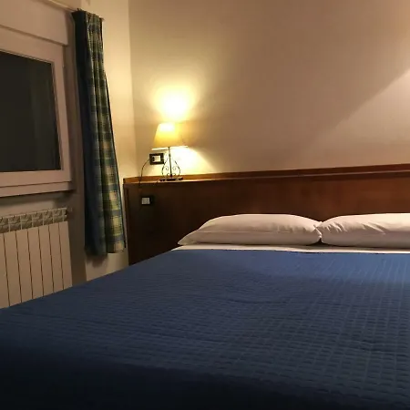 Agriturismo La Casina Rosa *